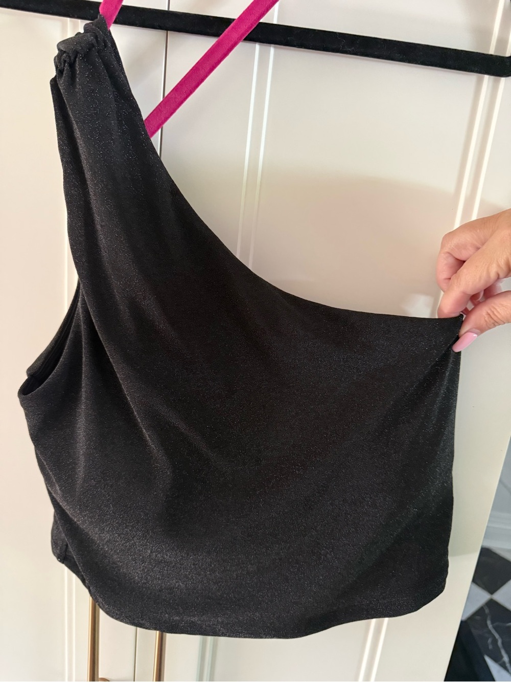 Klassy Network Black One-Shoulder Shimmer Tank Top